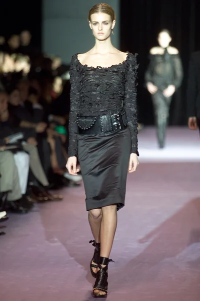 Look 9